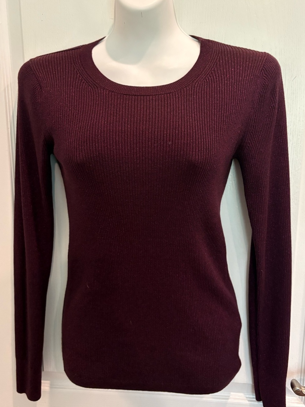 Gap Burgundy Ribbed Metallic Long Sleeve Top Size S